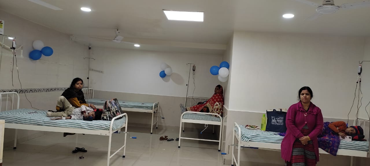 Premier World | थैलेसीमिया डे केयर सेंटर में इलाज कराने वाले बच्चों की...