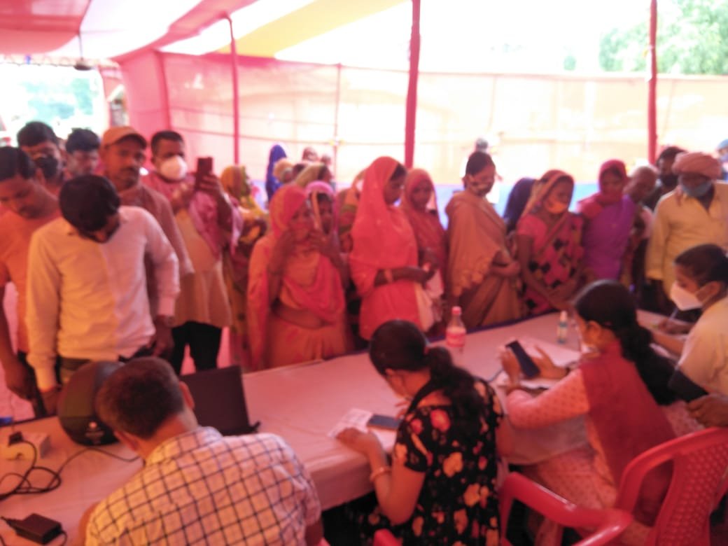 बांका में 480 लोगों ने लगवाए टीके, 160 की हुई जांच
