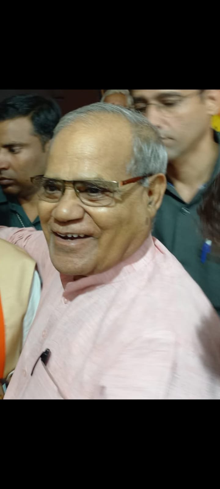 ओवेसी विदेशी एजेंट - डॉक्टर तोमर