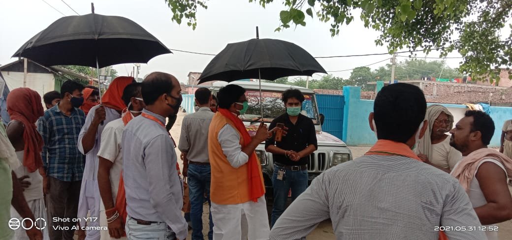टीकाकरण को लेकर जागरूकता फैलाने में जनप्रतिनिधि भी उतरे...
