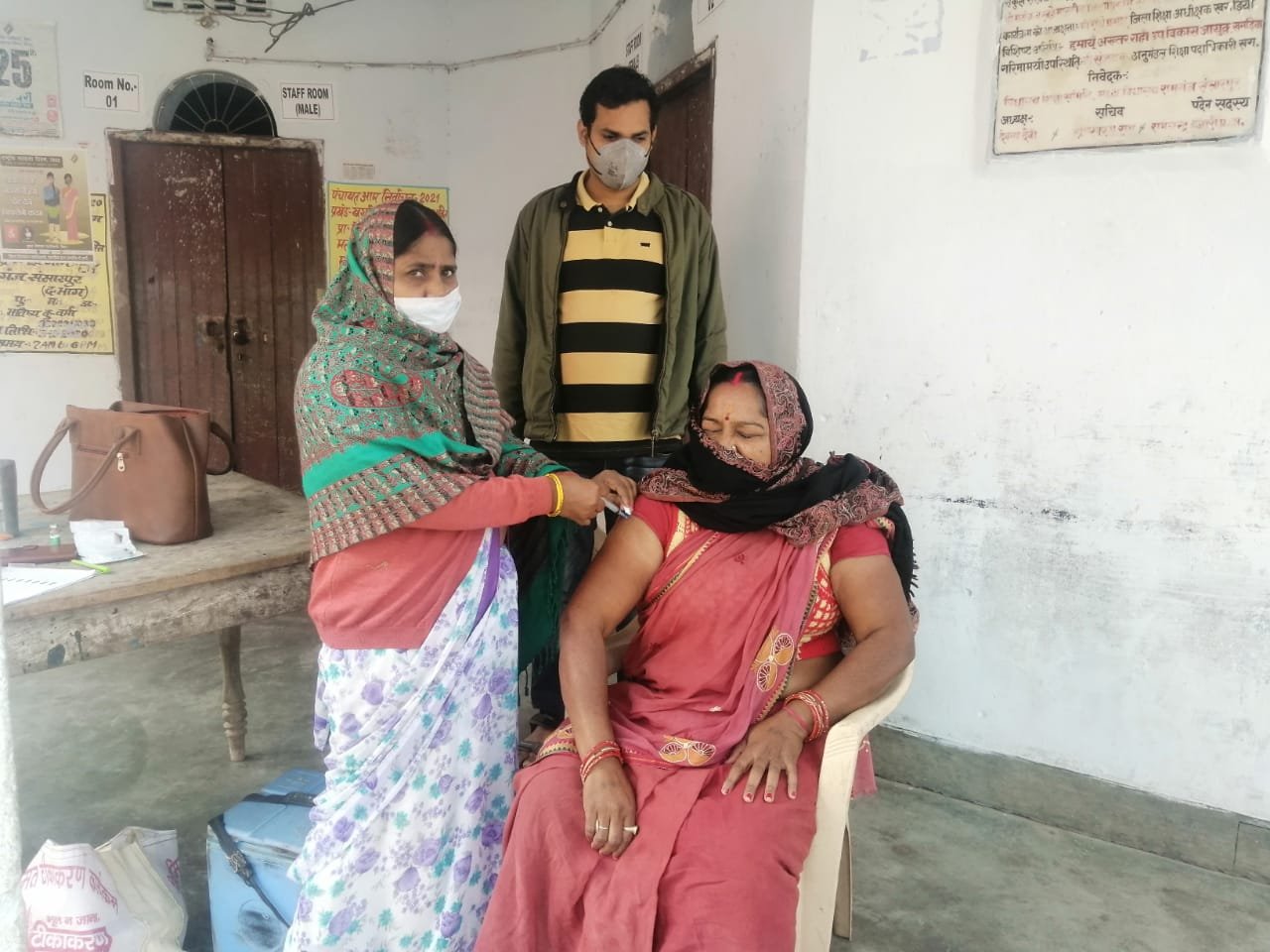 वैक्सीनेशन महाअभियान: विशेष कोविड वैक्सीनेशन शिविर...
